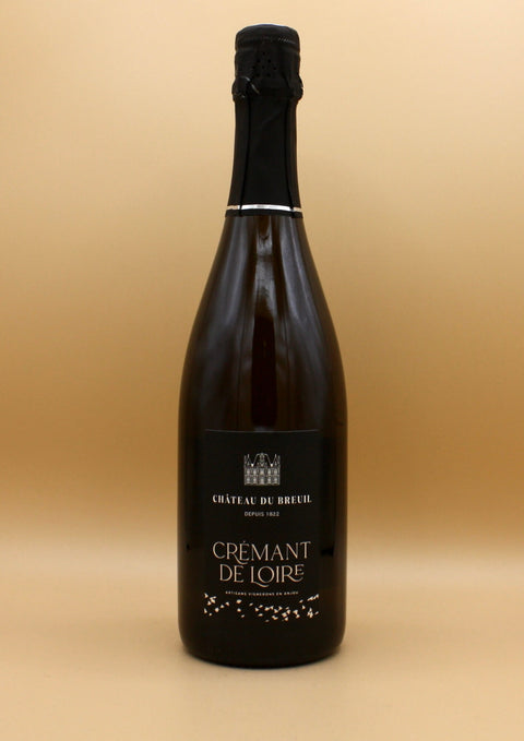 Le Château du Breuil, à Beaulieu-sur-Layon, produit des vins AOP d’Anjou, Savennières, Coteaux du Layon et Crémant de Loire. Vigneron indépendant, le Château cultive 30 hectares en BIO.